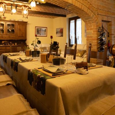 The Black Rose Cucina 13